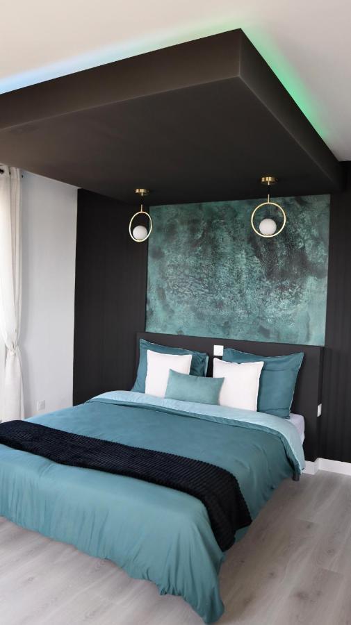 Appart- Hotel Love Room Yschool Troyes Buitenkant foto